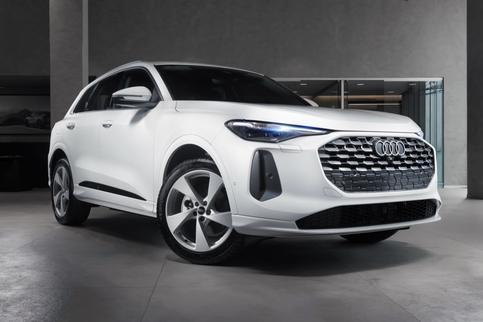 Novo Audi Q5 S line
